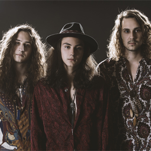 ����� ����� The Rule